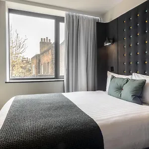 Point A Liverpool Street 3* לונדון